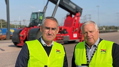 Trafikverkets generaldirektör Roberto Maiorana och Jörgen Nilsson, vd Trelleborgs Hamn.